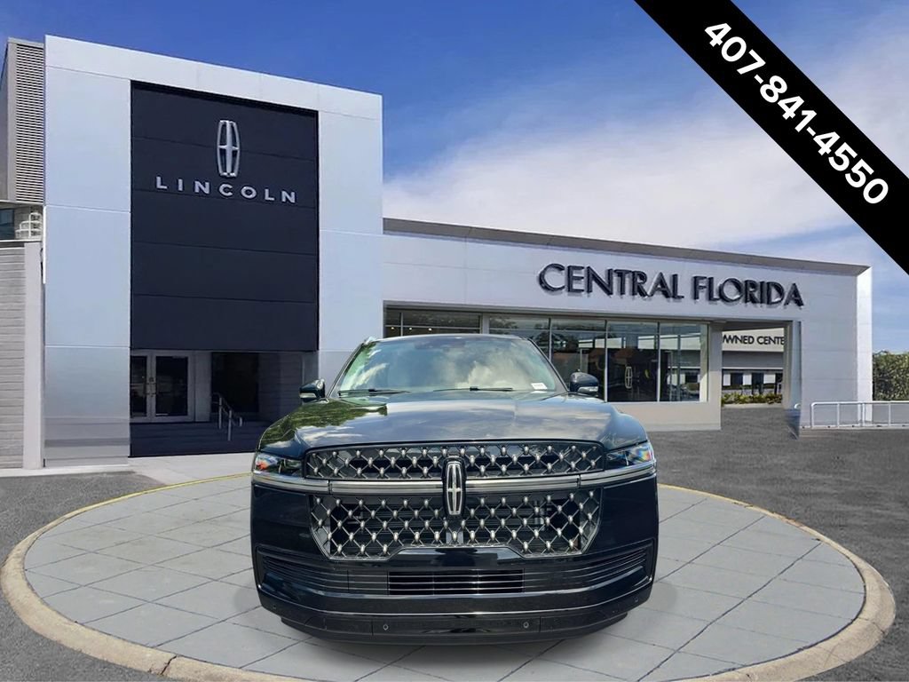 New 2027 Lincoln Navigator L Black Label RWD image 2