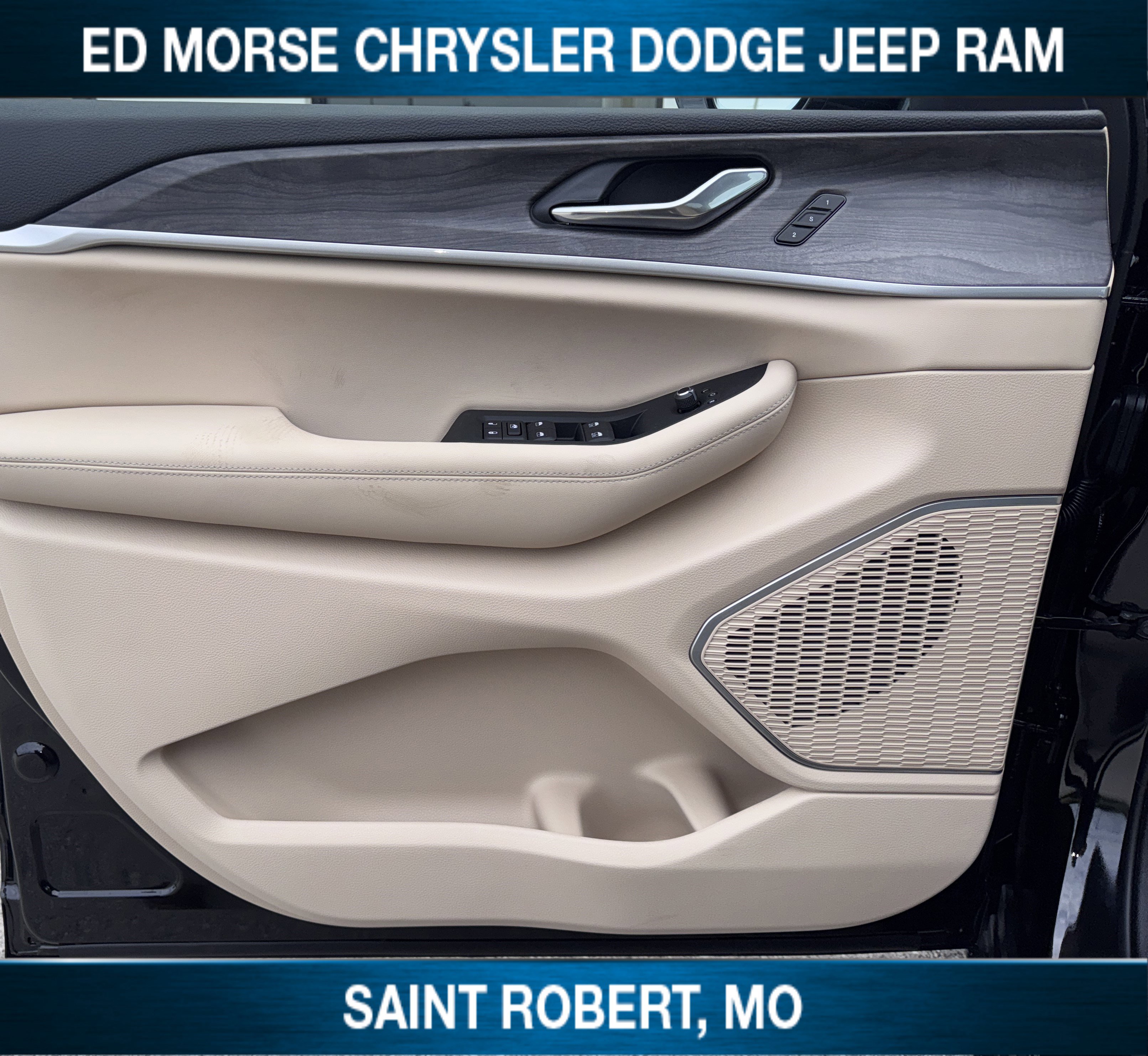 New 2025 Jeep Grand Cherokee L Limited w/ Luxury Tech Group II image 39