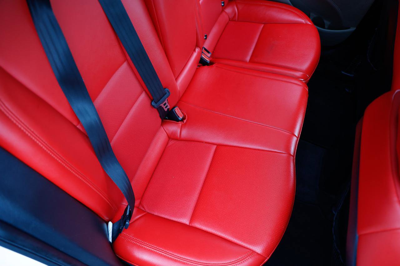 Used 2013 Hyundai Elantra GT w/ Style Pkg image 12