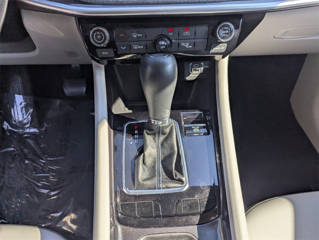 Used 2022 Jeep Compass Latitude image 25