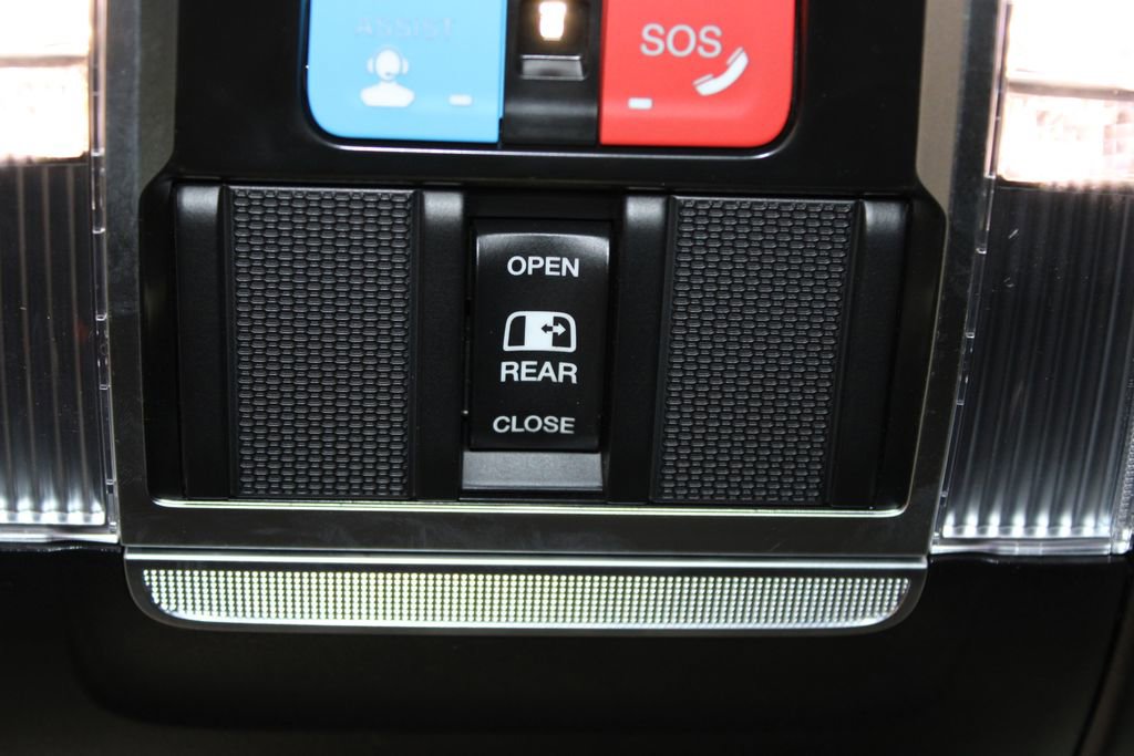 Used 2024 RAM 2500 Laramie image 54