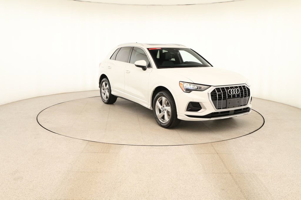 Used 2020 Audi Q3 2.0T Premium w/ Convenience Package AWD/4WD image 10