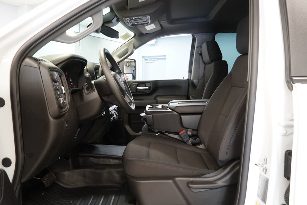 New 2026 Chevrolet Silverado 3500 W/T AWD/4WD image 4