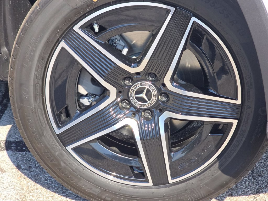 New 2027 Mercedes-Benz GLC 300 4MATIC image 11