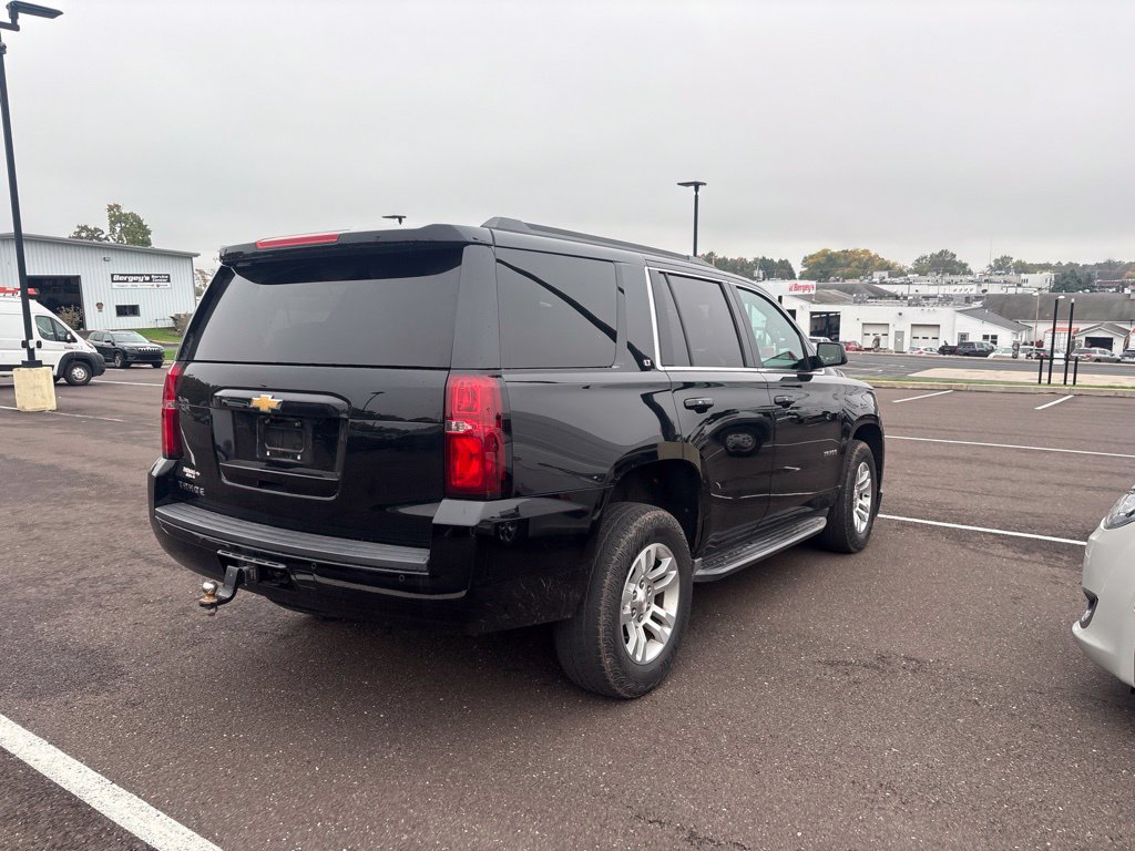 Used 2020 Chevrolet Tahoe LT w/ Luxury Package AWD/4WD image 2