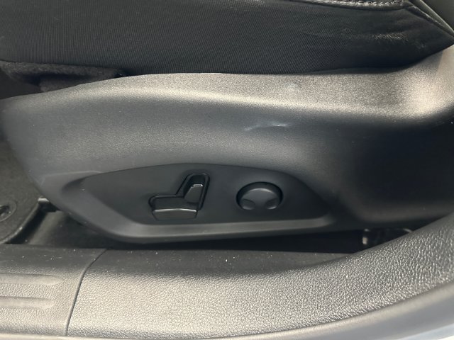 Used 2024 Jeep Compass Limited AWD/4WD image 19