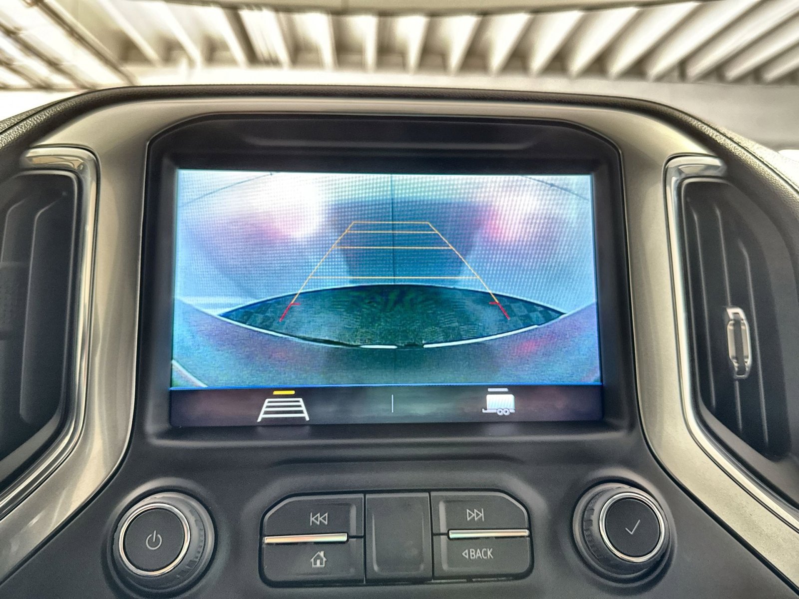 Used 2022 Chevrolet Silverado 1500 RST image 19