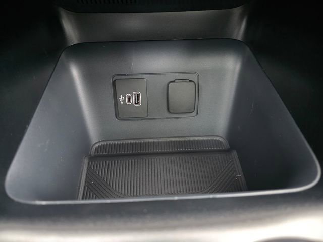 New 2026 Ford Explorer Active w/ Active Comfort Package image 20