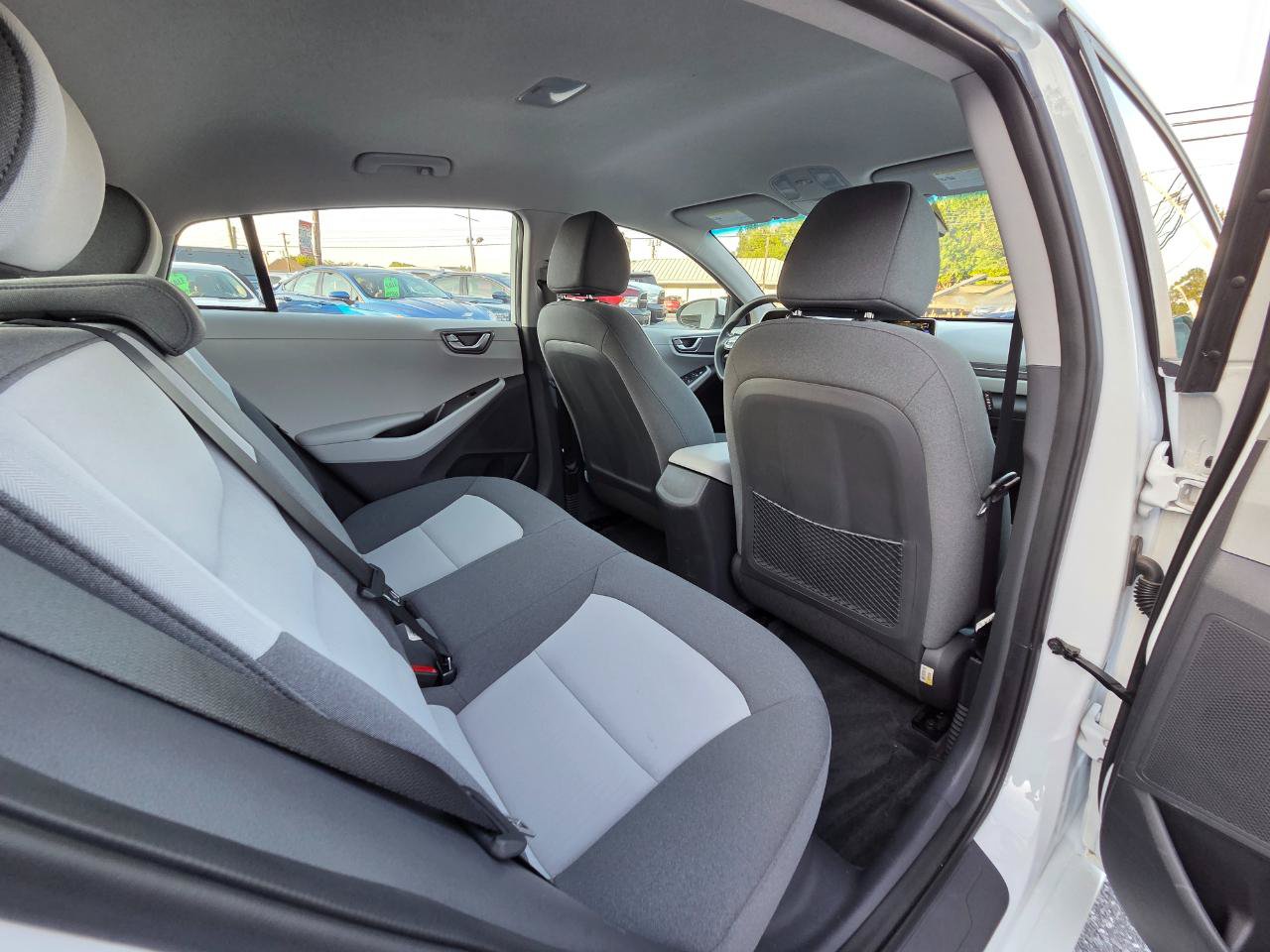Used 2020 Hyundai Ioniq Blue FWD image 34