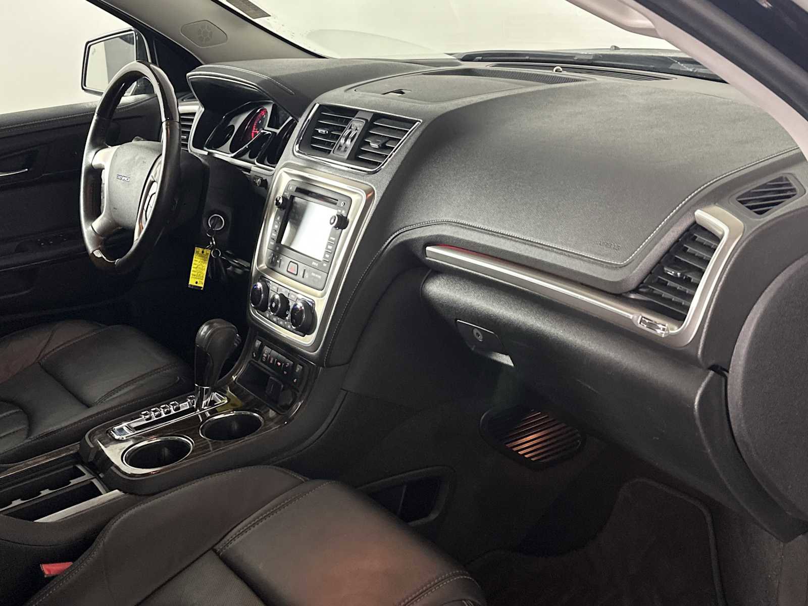 Used 2015 GMC Acadia Denali FWD image 16