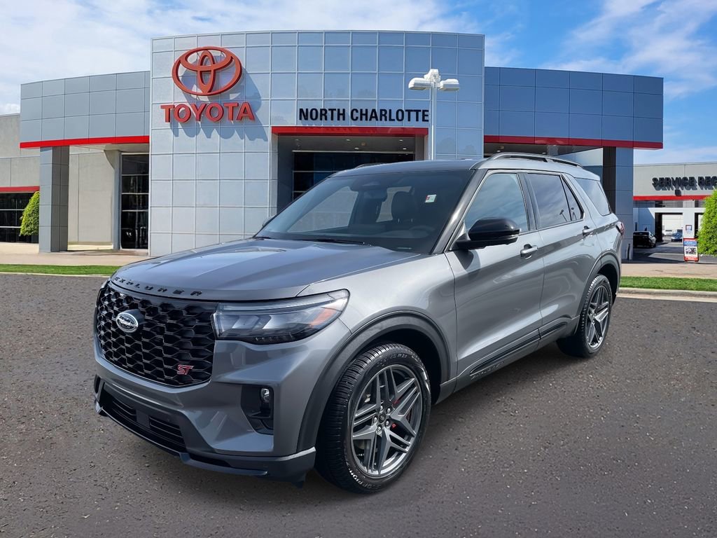 Used 2025 Ford Explorer ST w/ Sun And Sound Package image 6