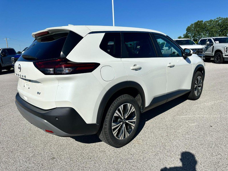 Used 2023 Nissan Rogue SV FWD image 6