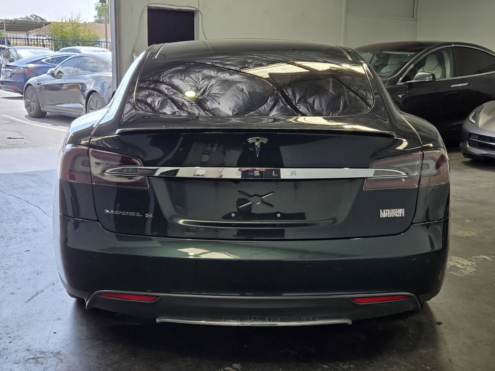 Used 2014 Tesla Model S P85 RWD image 3