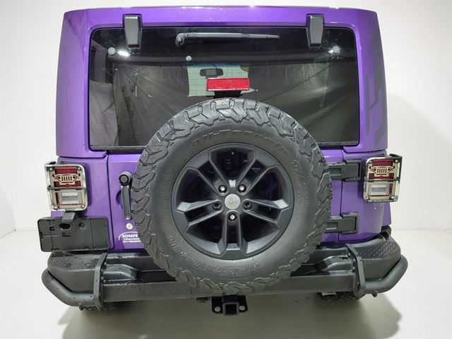 Used 2017 Jeep Wrangler Sahara image 19