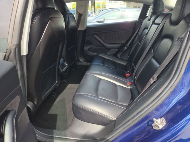 Used 2018 Tesla Model 3 Long Range RWD image 10