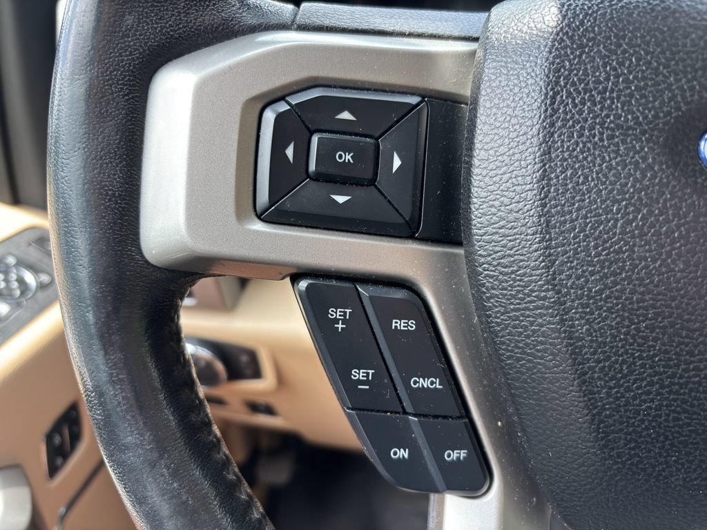 Used 2017 Ford F250 Lariat w/ Lariat Ultimate Package AWD/4WD image 26