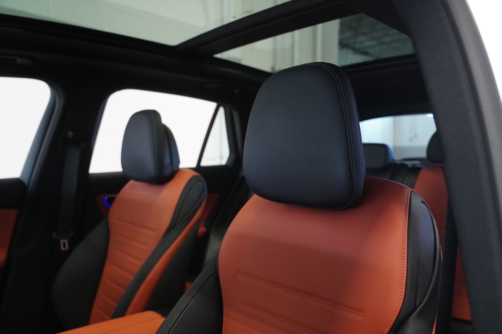 Used 2026 Mercedes-Benz GLC 43 AMG 4MATIC image 13