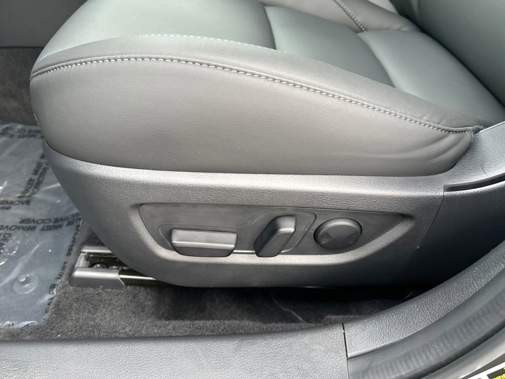 New 2025 MAZDA CX-30 AWD 2.5 S w/ Preferred Package image 16