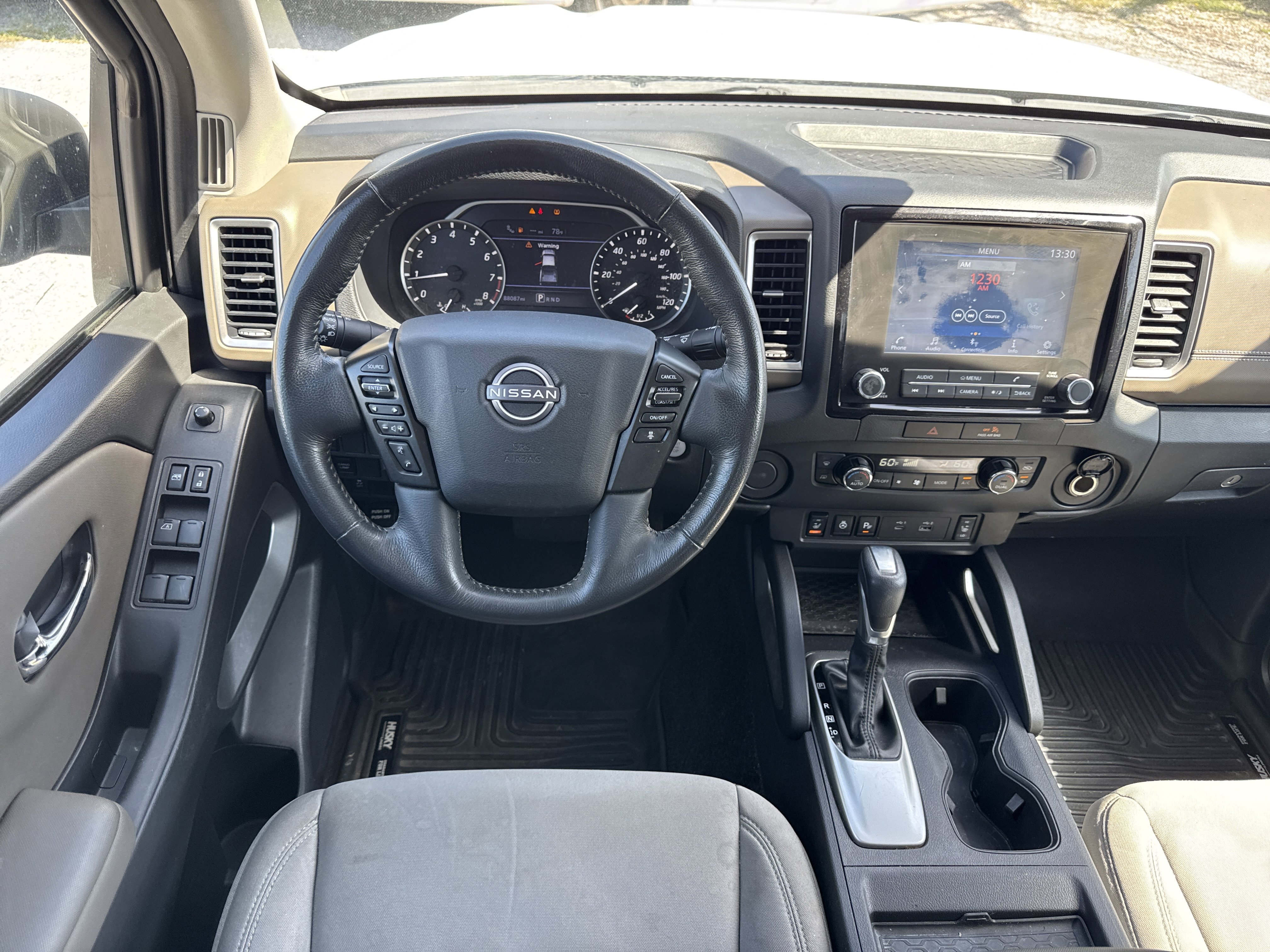 Used 2022 Nissan Frontier SV image 12