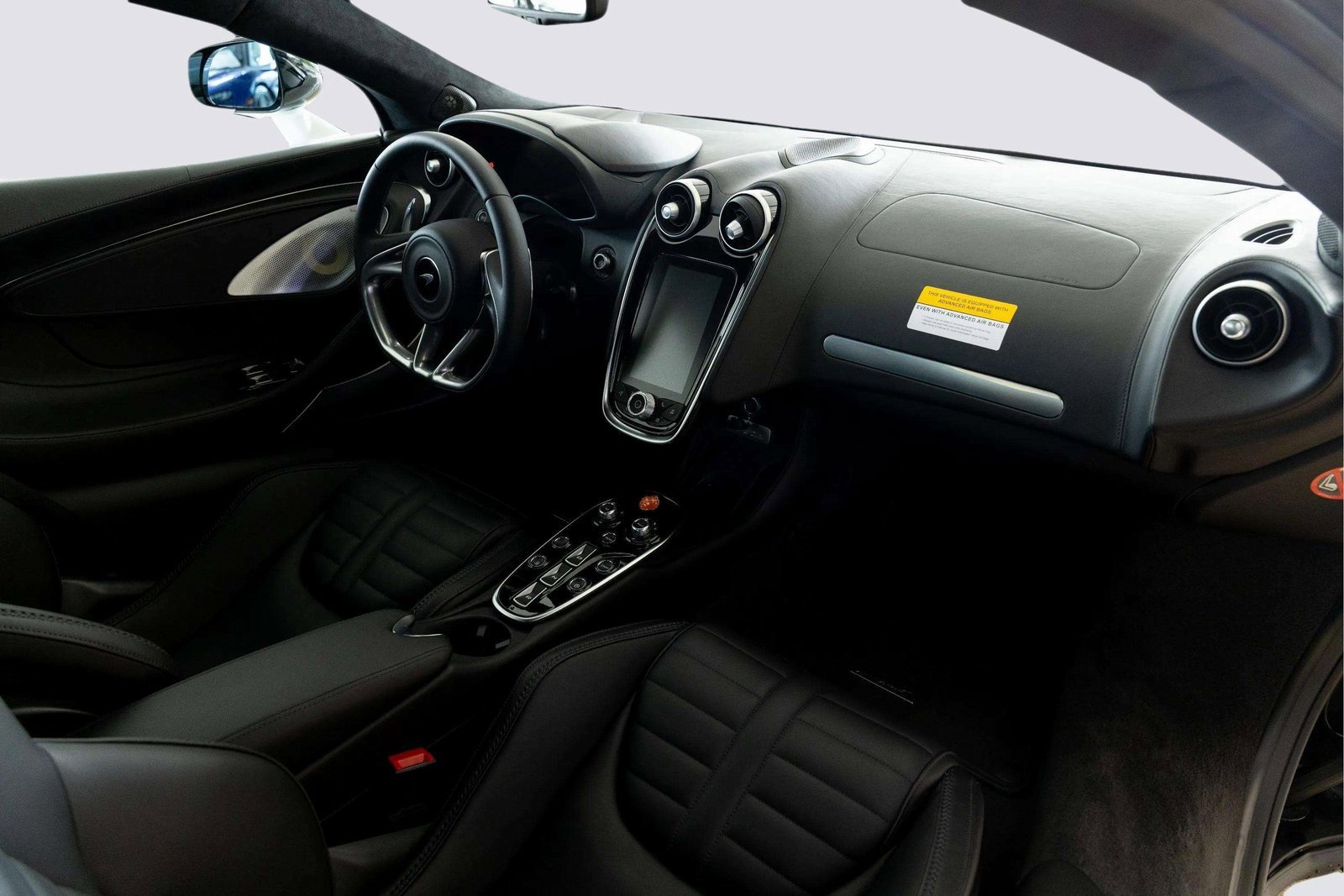New 2026 McLaren GTS image 28