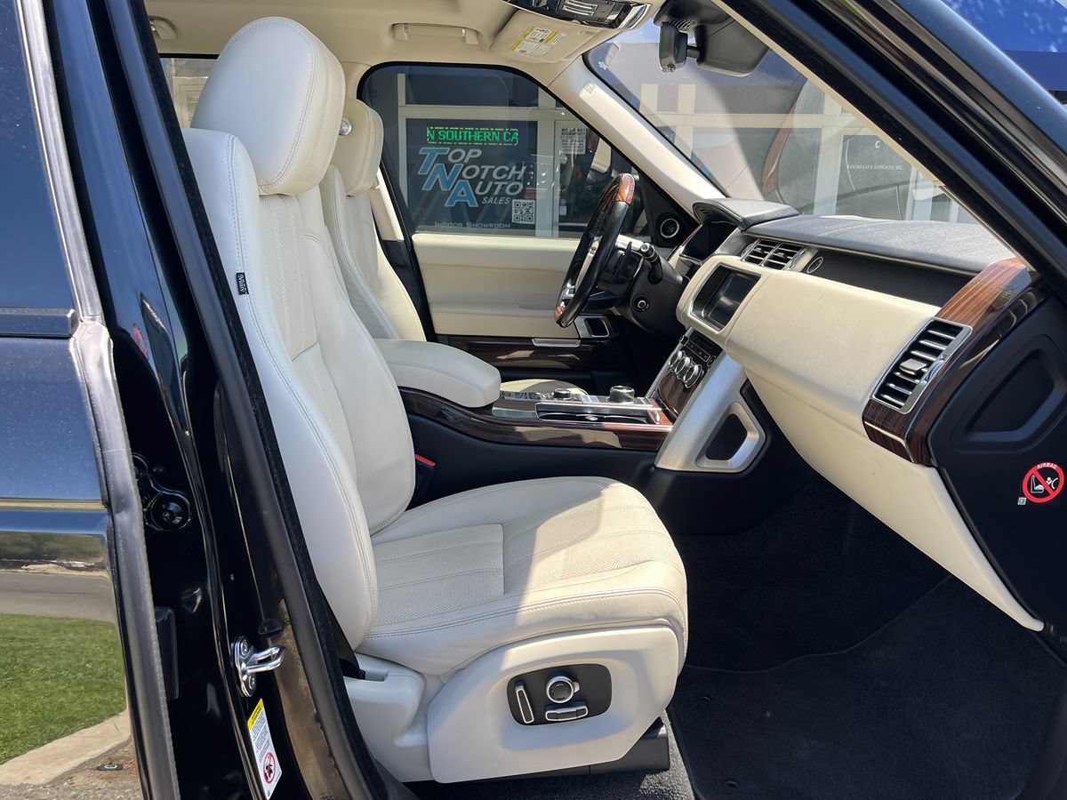 Used 2017 Land Rover Range Rover HSE AWD/4WD image 27