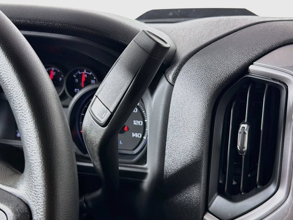 Used 2024 Chevrolet Silverado 1500 Custom Trail Boss AWD/4WD image 16