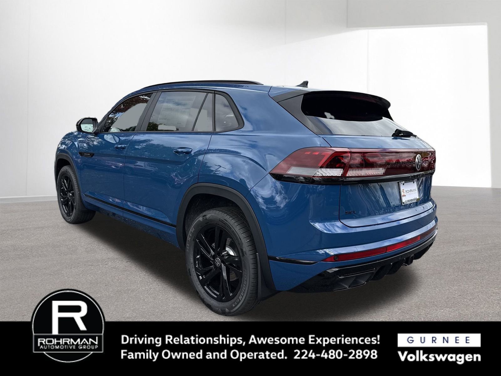 New 2026 Volkswagen Atlas Cross Sport SEL R-Line image 6