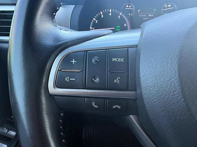 Used 2022 Lexus GX 460 Premium image 25