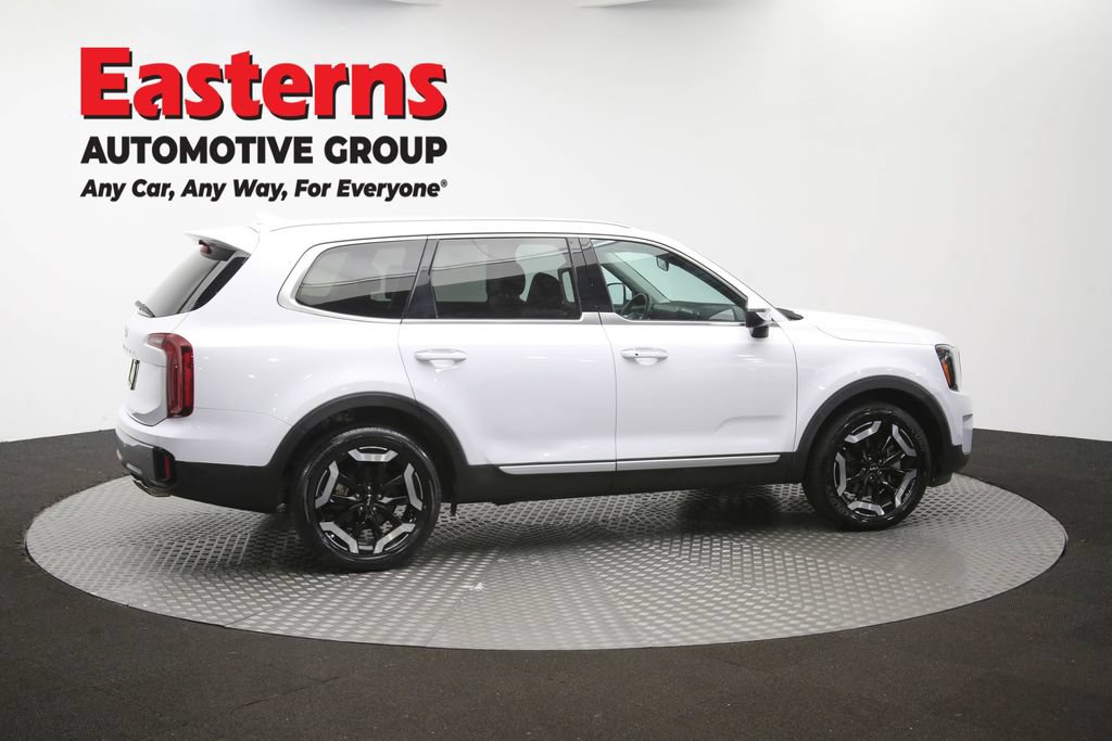 Used 2025 Kia Telluride S FWD image 48