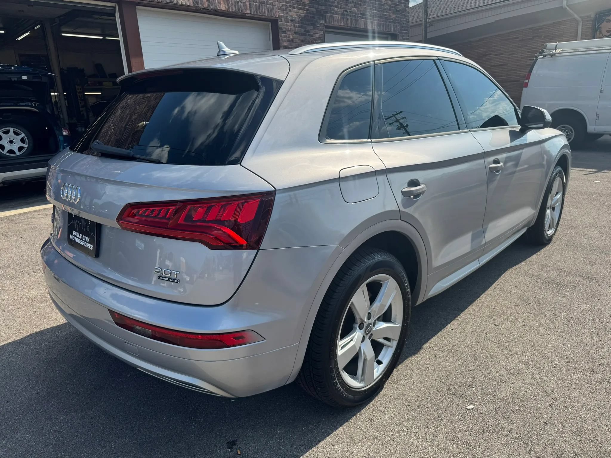 Used 2018 Audi Q5 2.0T Premium AWD/4WD image 15