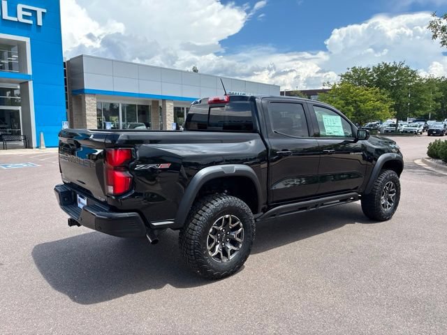 New 2026 Chevrolet Colorado ZR2 w/ Technology Package AWD/4WD image 6