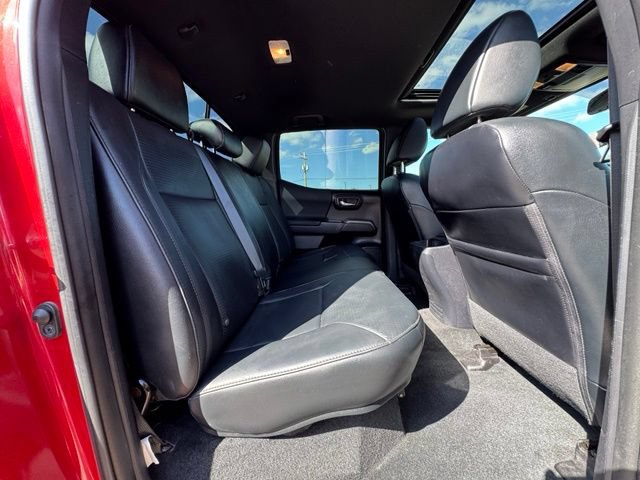 Used 2021 Toyota Tacoma TRD Sport AWD/4WD image 14