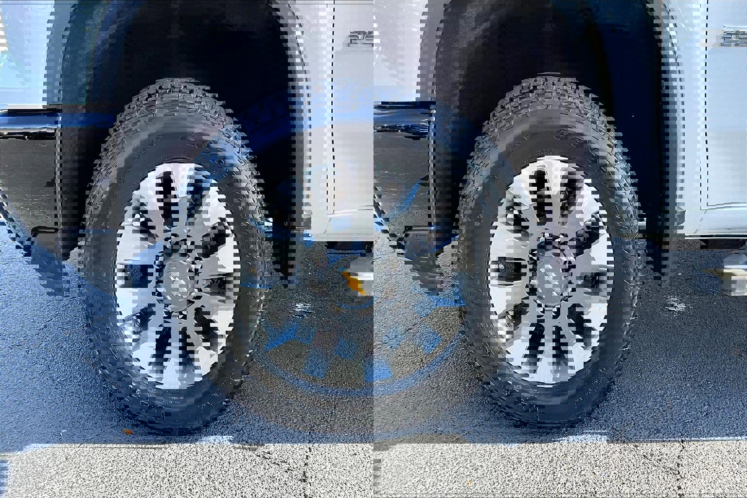 Certified 2024 Chevrolet Silverado 2500 Custom w/ Custom Convenience Package image 8