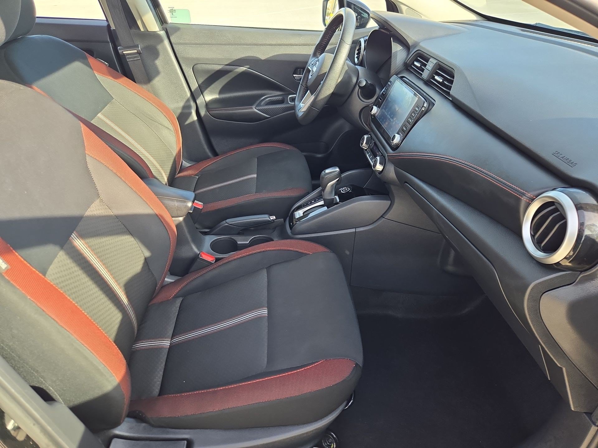 Used 2024 Nissan Versa SR FWD image 32