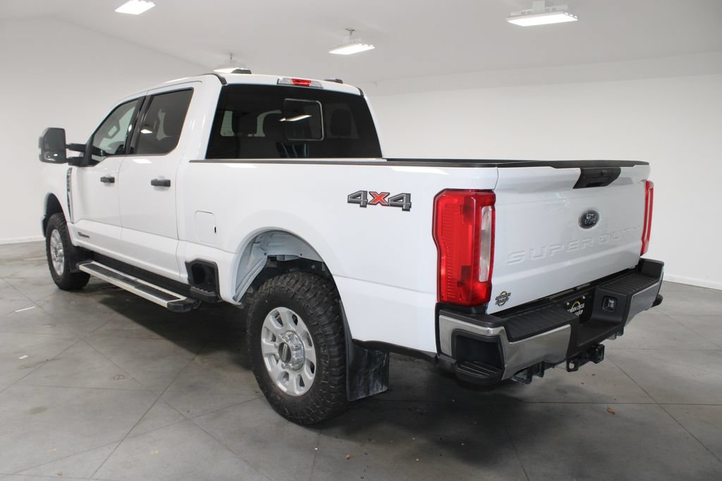 Used 2023 Ford F250 XLT w/ Camper Package AWD/4WD image 7