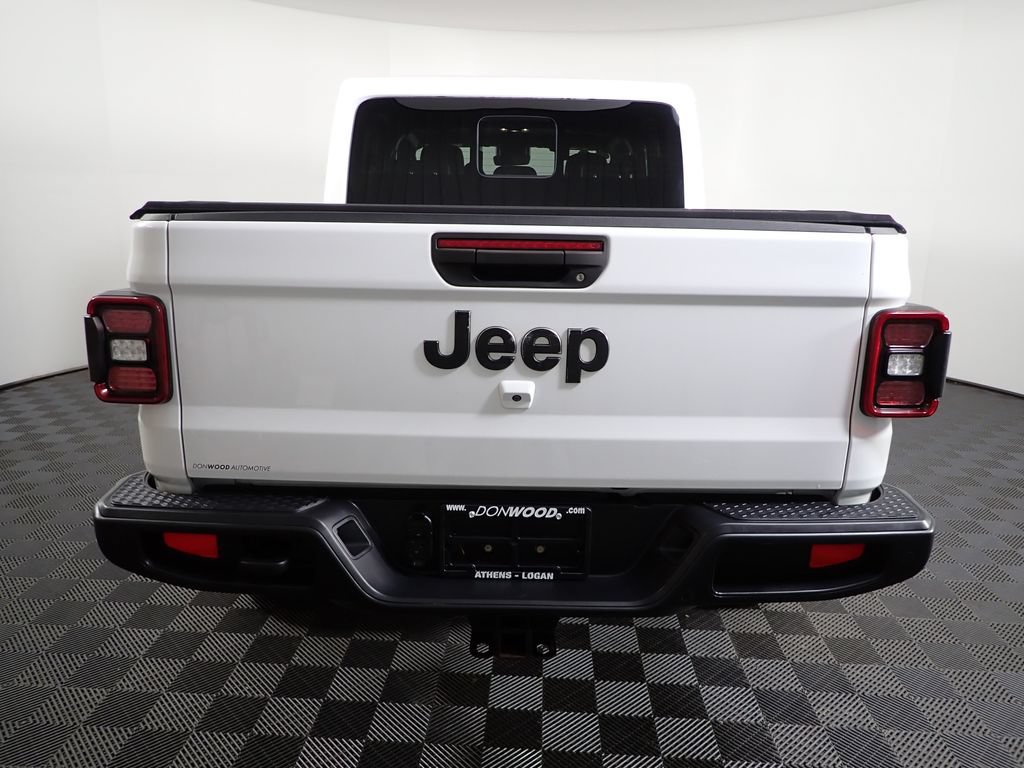 Used 2020 Jeep Gladiator Overland w/ Dual Top Group AWD/4WD image 14