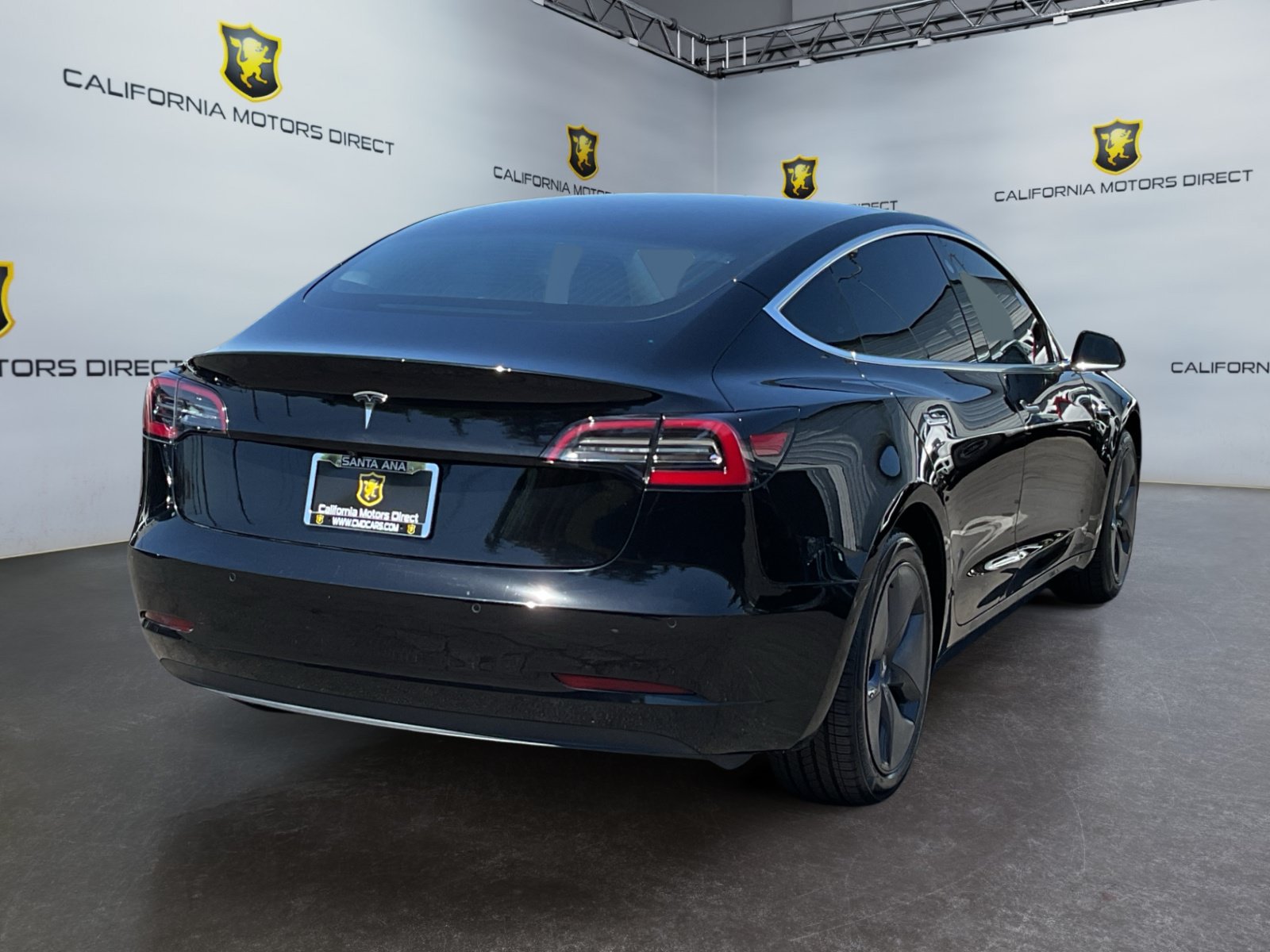 Used 2020 Tesla Model 3 Standard Range RWD image 5