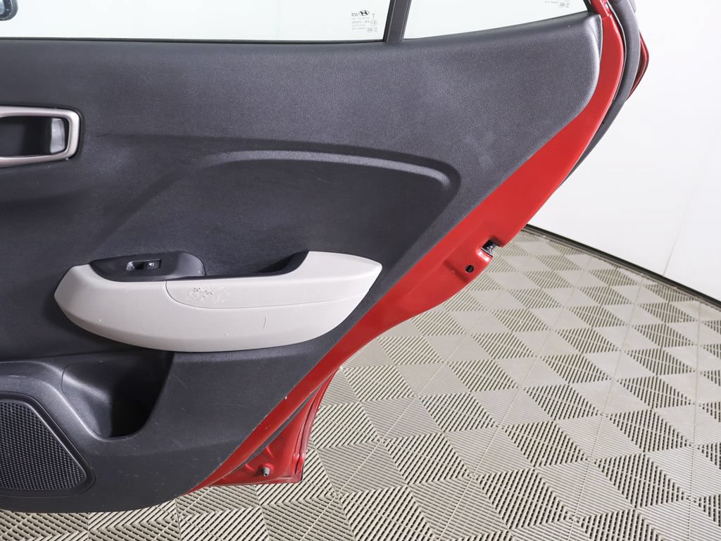 Certified 2024 Hyundai Venue SEL FWD image 22