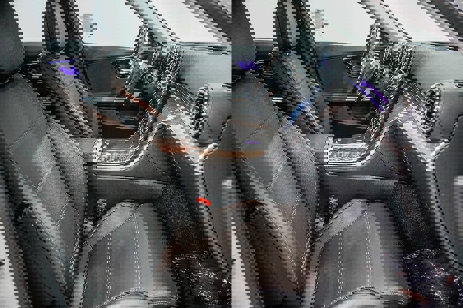 Used 2023 Mercedes-Benz C 300 Sedan image 16