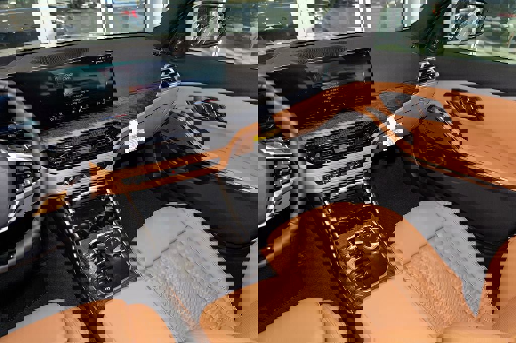 Used 2026 BMW 330i xDrive 330i xDrive w/ Premium Package image 36