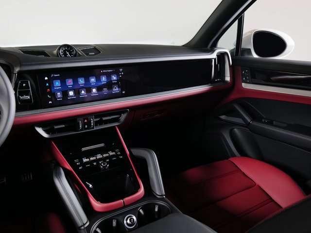 New 2026 Porsche Cayenne S AWD/4WD image 18