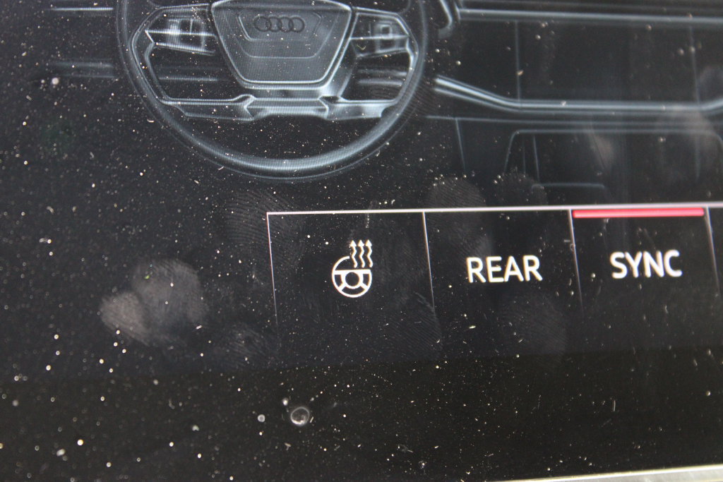 Used 2023 Audi Q8 Premium w/ Convenience Package AWD/4WD image 33