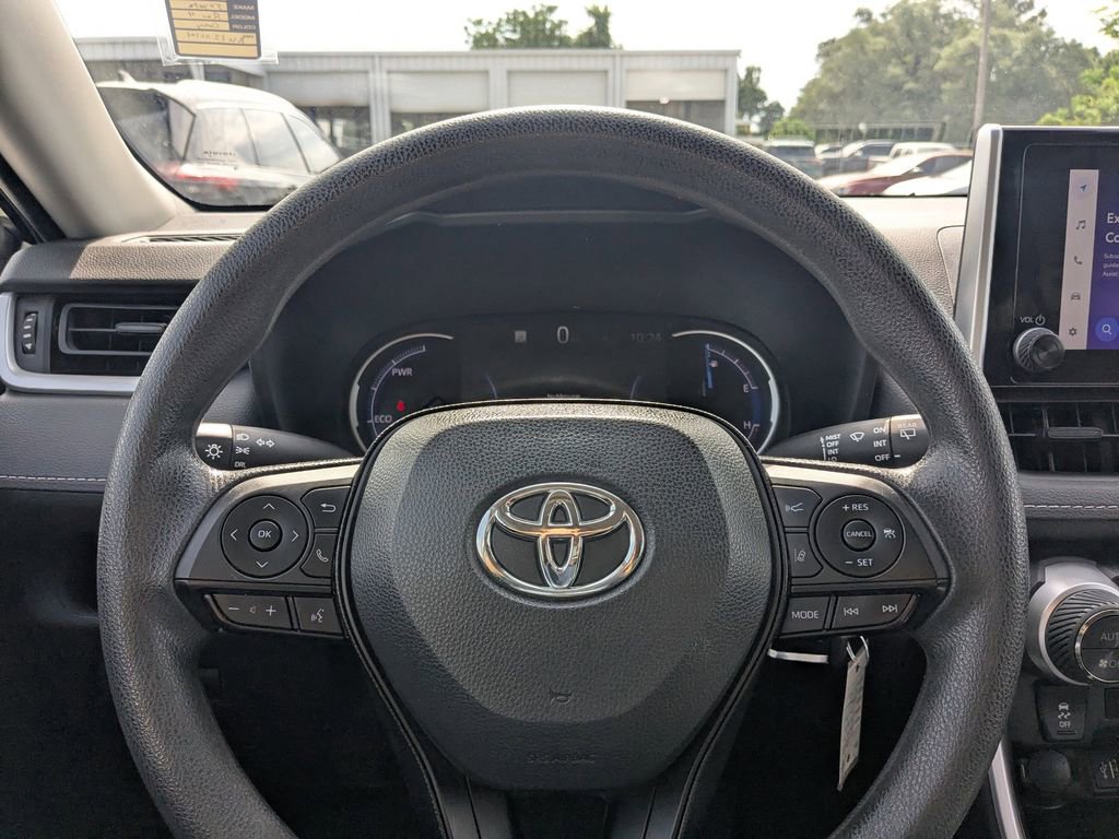 Used 2024 Toyota RAV4 LE AWD/4WD image 21