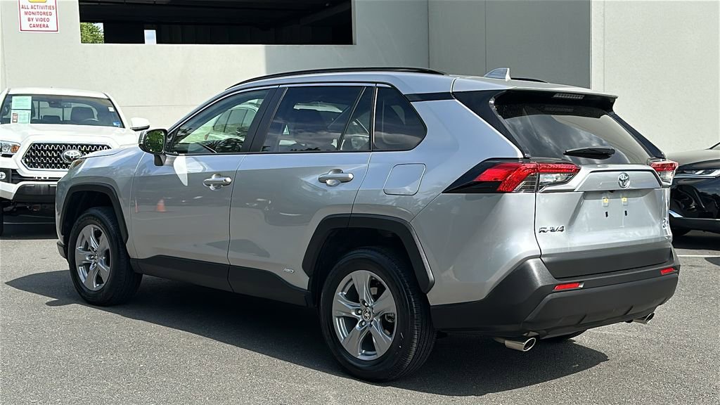 Certified 2025 Toyota RAV4 XLE AWD/4WD image 3