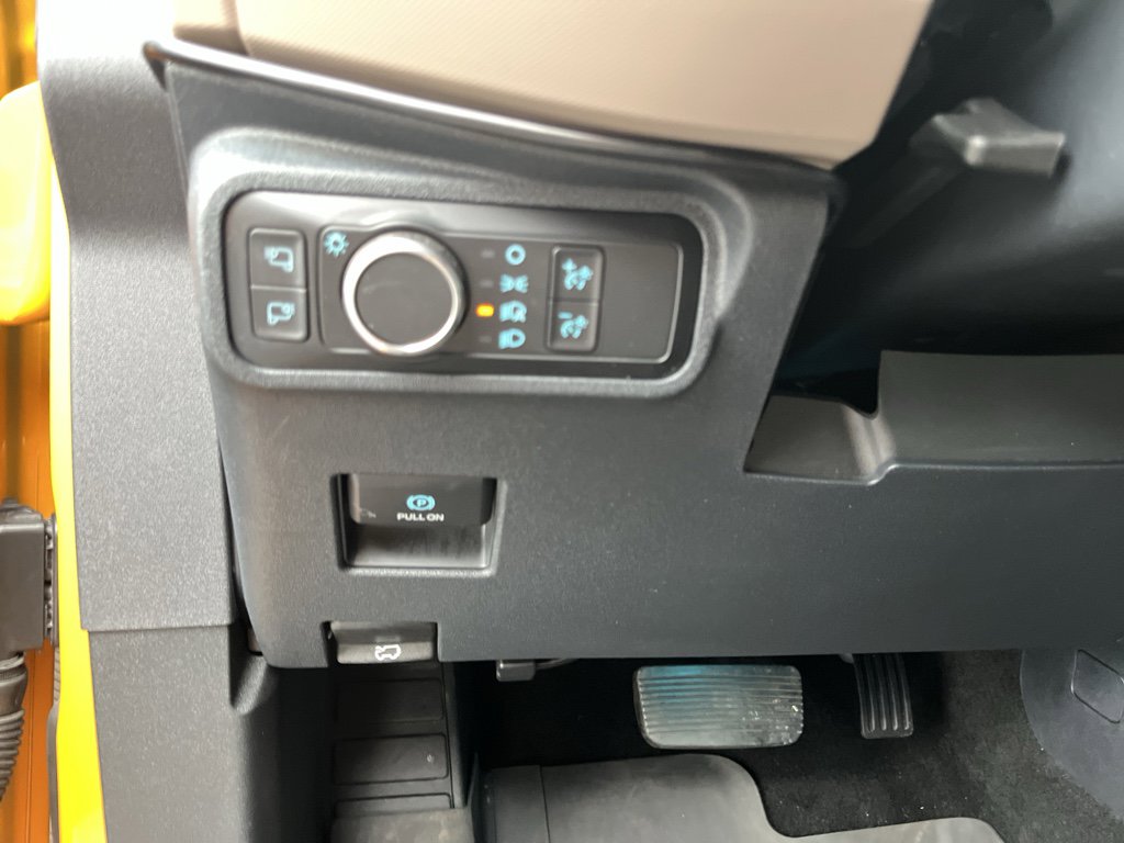 Used 2022 Ford Bronco Wildtrak image 11