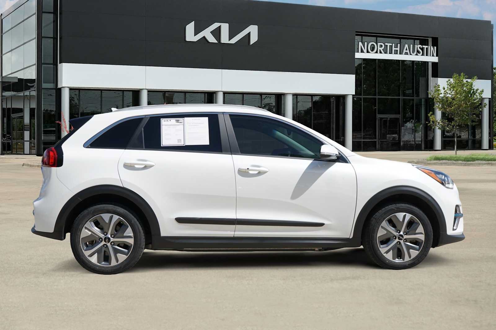 Certified 2022 Kia Niro EX Premium FWD image 6