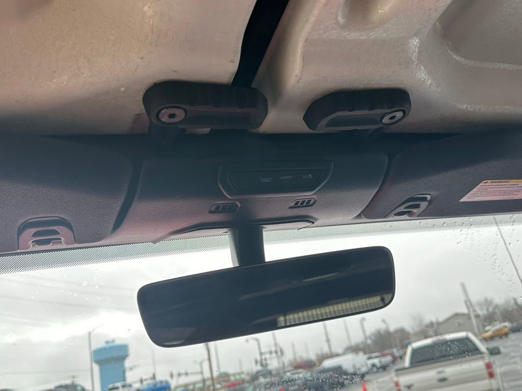 Used 2023 Jeep Wrangler Sahara image 34