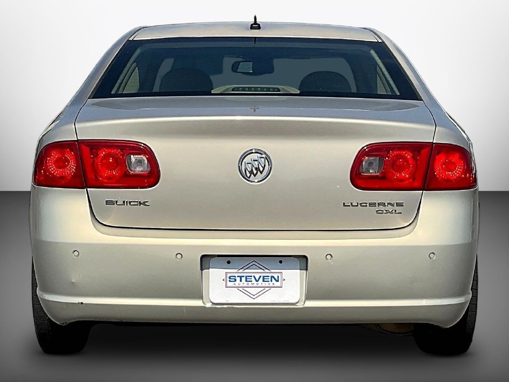 Used 2008 Buick Lucerne CXL w/ Driver Confidence Package FWD image 5