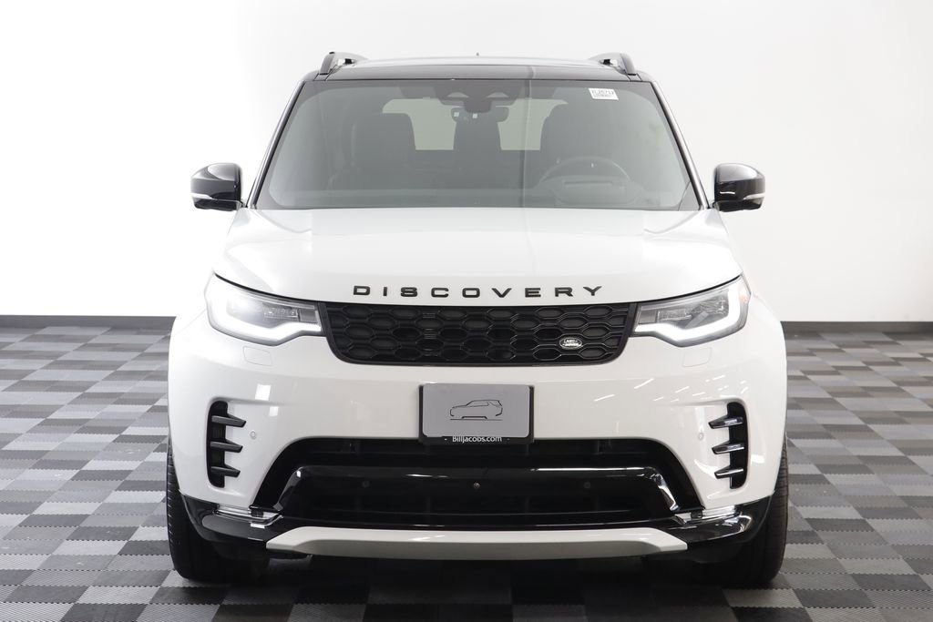 Used 2025 Land Rover Discovery Dynamic SE image 24