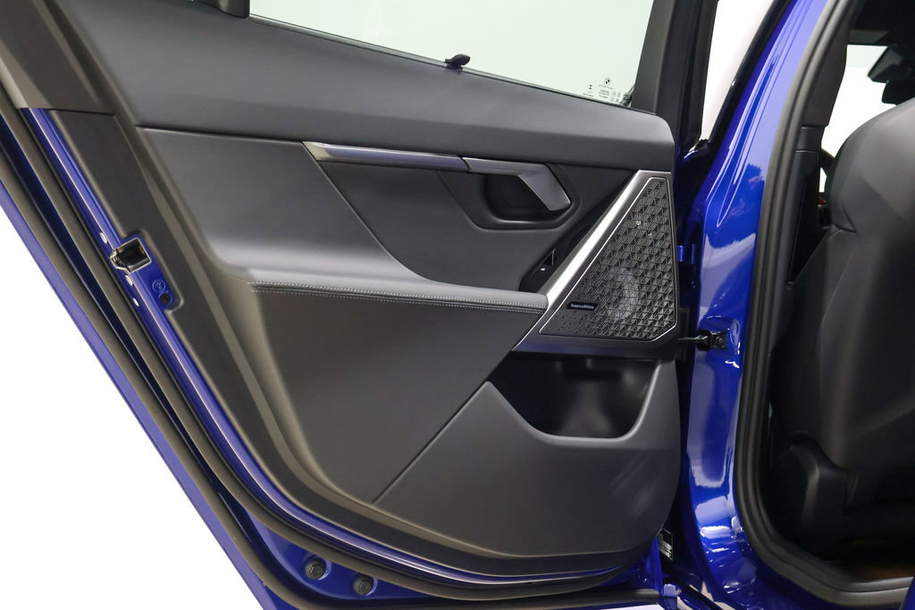 Used 2025 BMW M5 Touring image 73